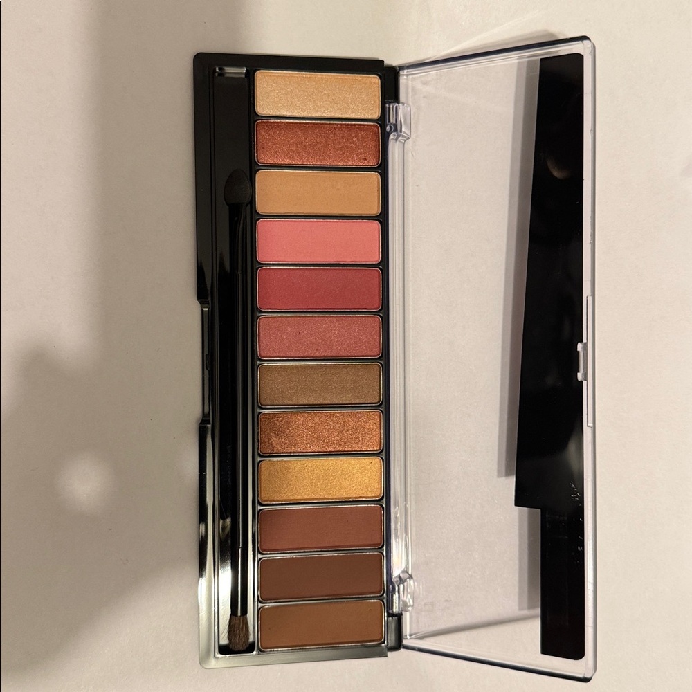 Rimmel London Eyeshadow Palette - Picture 5 of 7